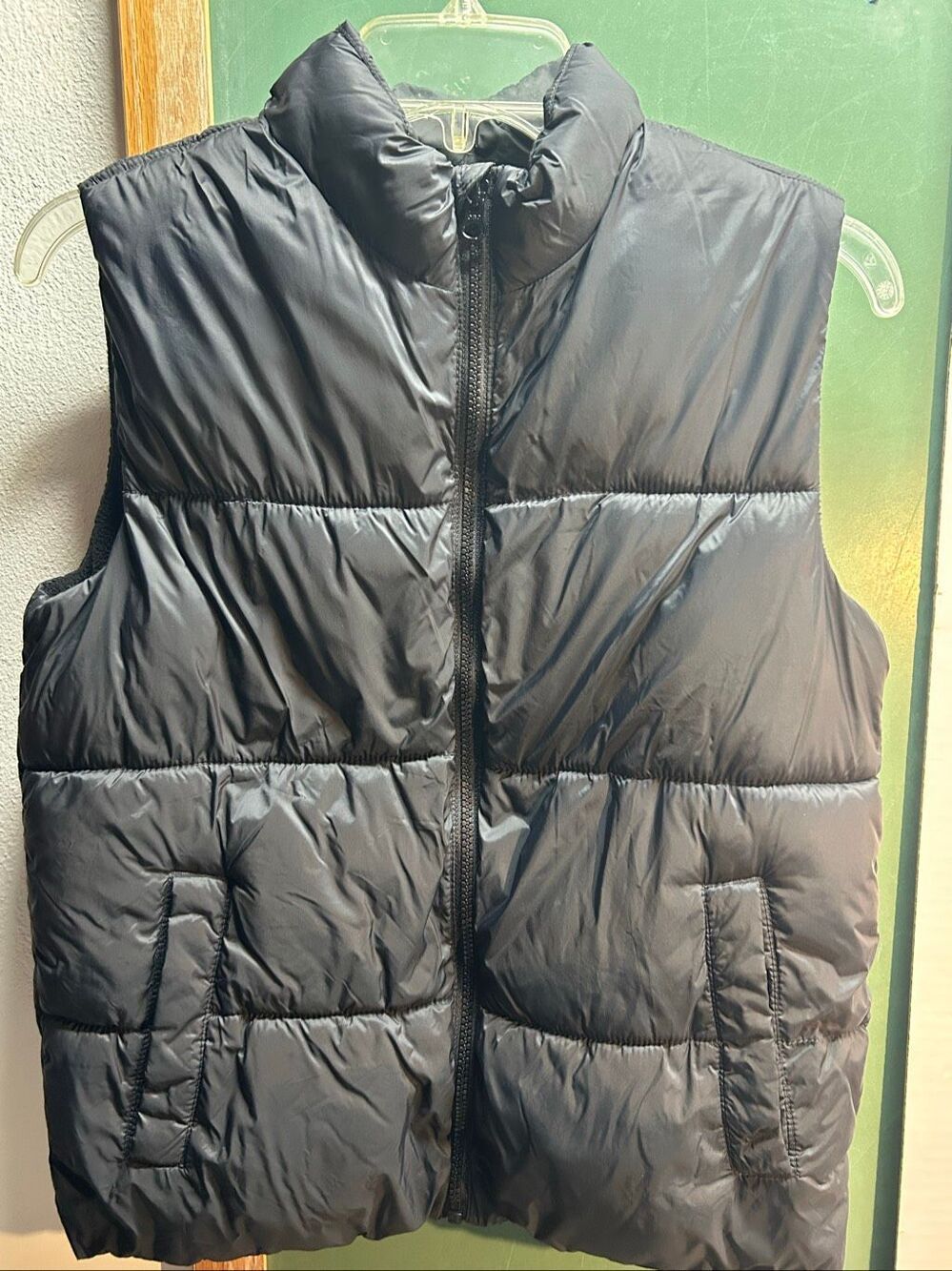 Old Navy Kids Black Fleece Lined Puffer Vest Size L 10-12 Large Outerwear